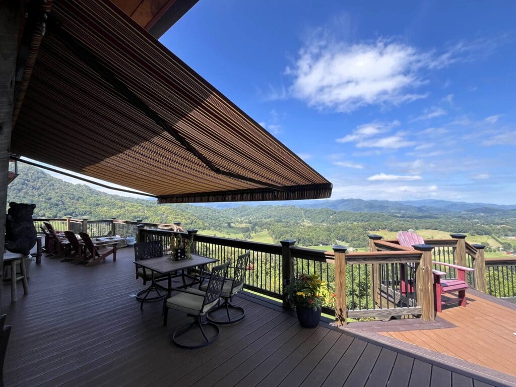 Dunn Retractable Awning (waynesville, Nc)