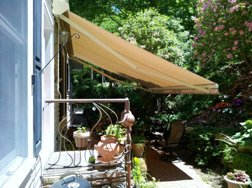 Hudson Retractable Awning Asheville Scaled